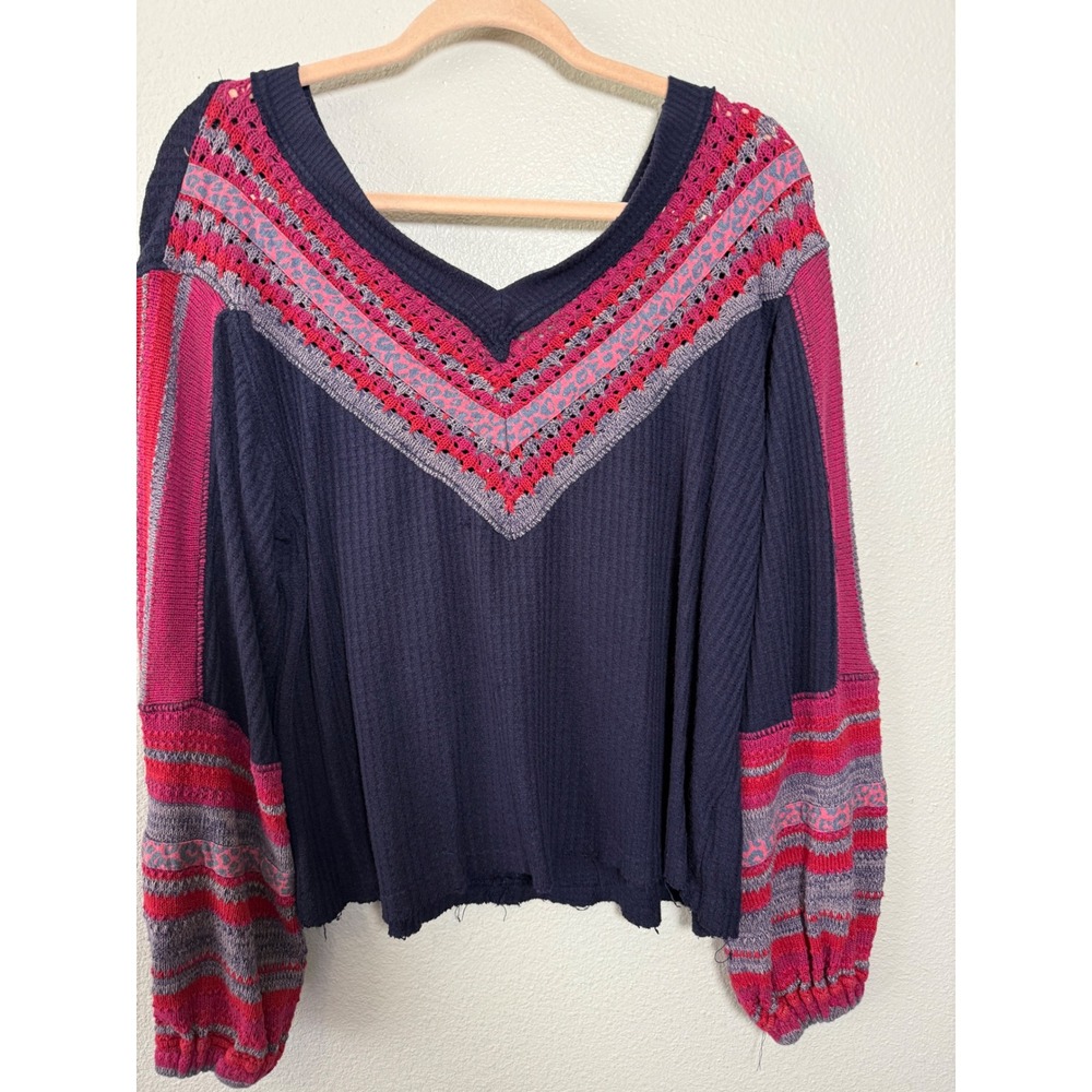 Free People Navy Blue Pink Crochet Sleeve Waffle Knit Thermal Top Small OB825134 - Picture 4 of 5